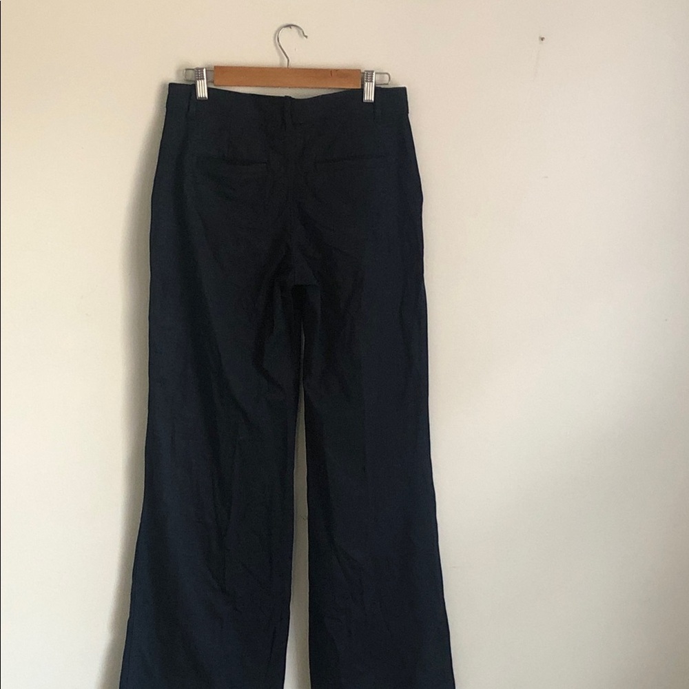 Women’s fall size 6 short navy Gap wide leg Pants